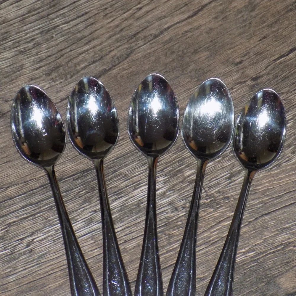 Oneida Flight Teaspoons Set of 5 Silver Good Stainless Steel USA Flatware